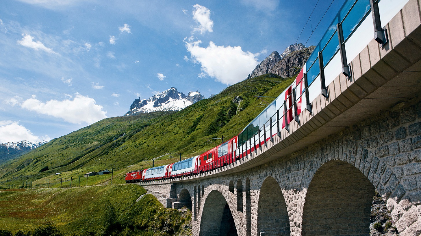 Glacierexpress im Rhonetal