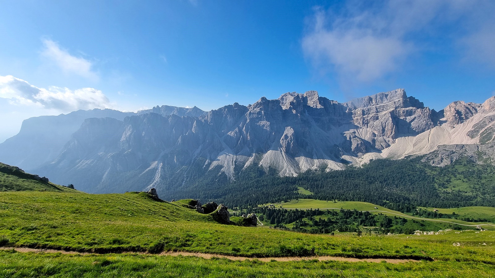 Auf dem Dolomitenhöhenweg 8