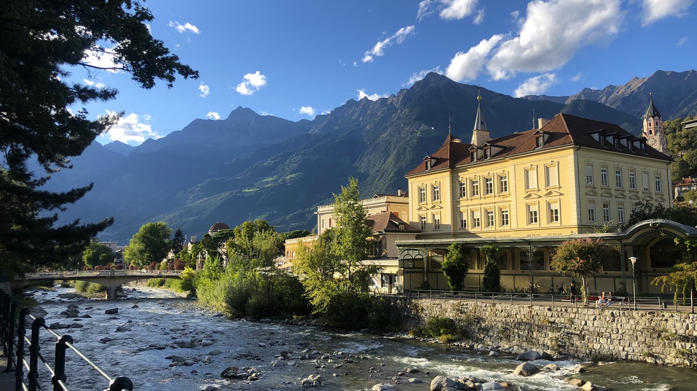 Mera­ner Höhen­weg — Wan­der­ge­nuss pur