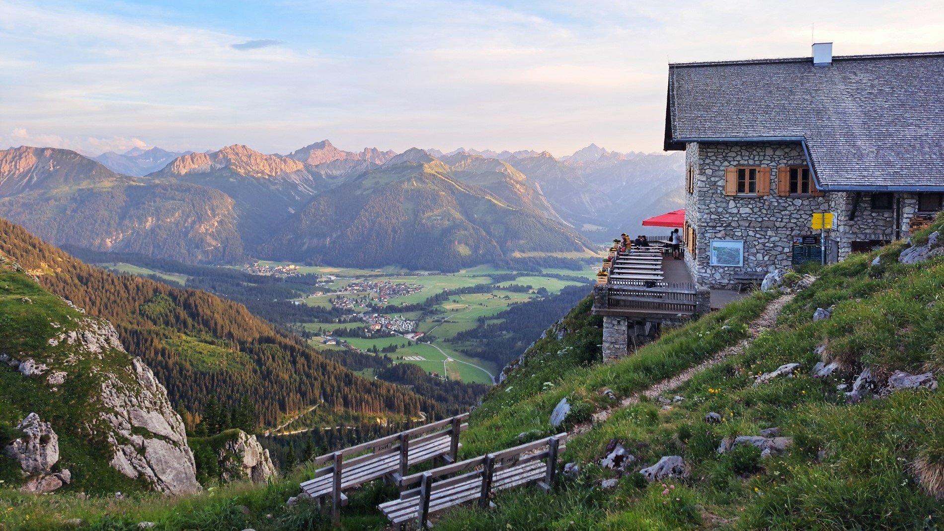 Abend an der Bad Kissinger Hütte