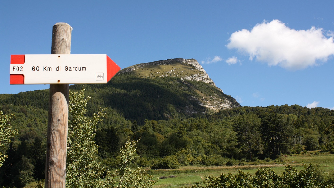 Rege­ne­ra­ti­ons­ta­ge am Gar­da­see mit Yoga und Wan­dern, sowie Meditation