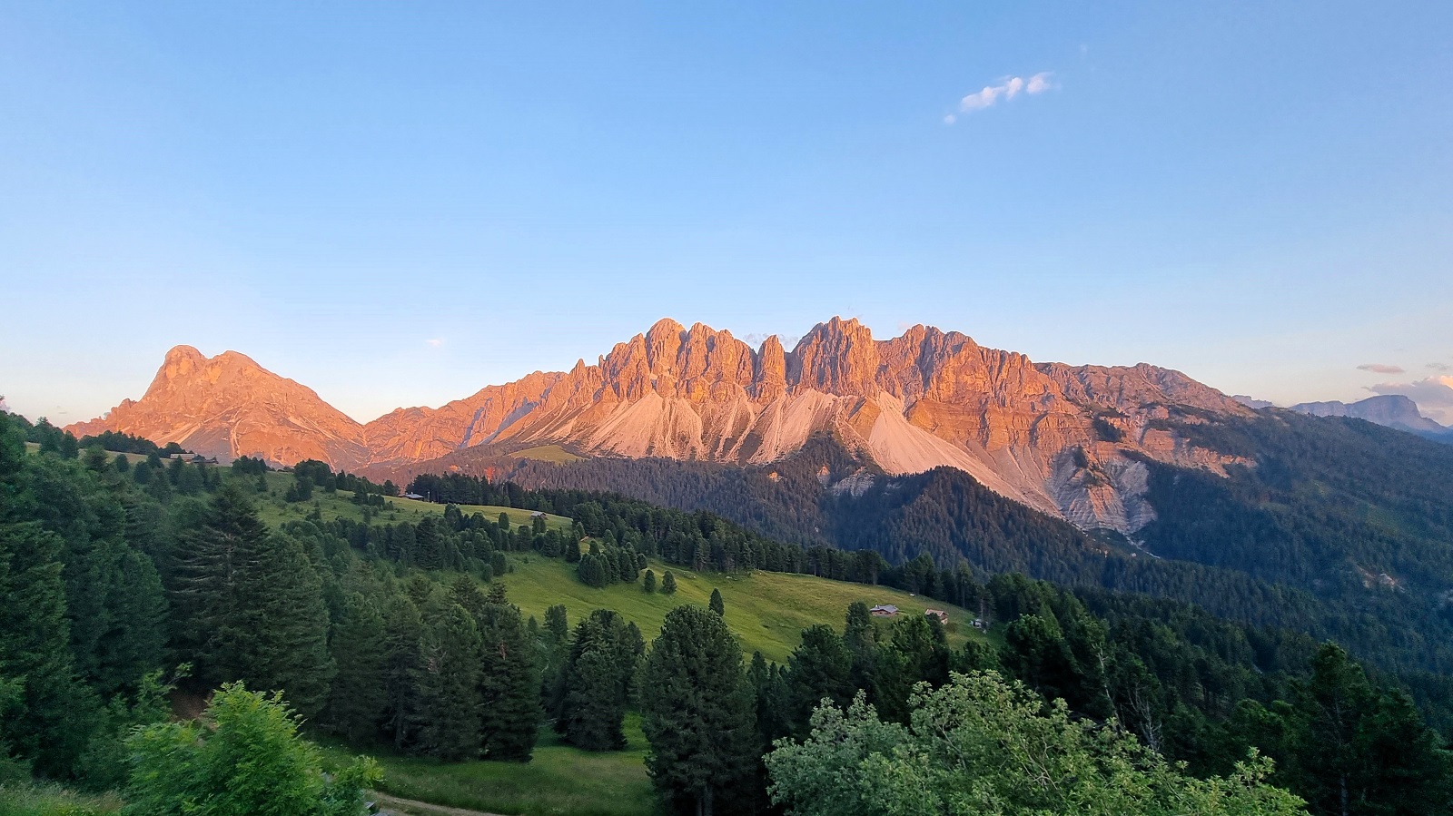 Alpenglühen Dolomitenhöhenweg 8